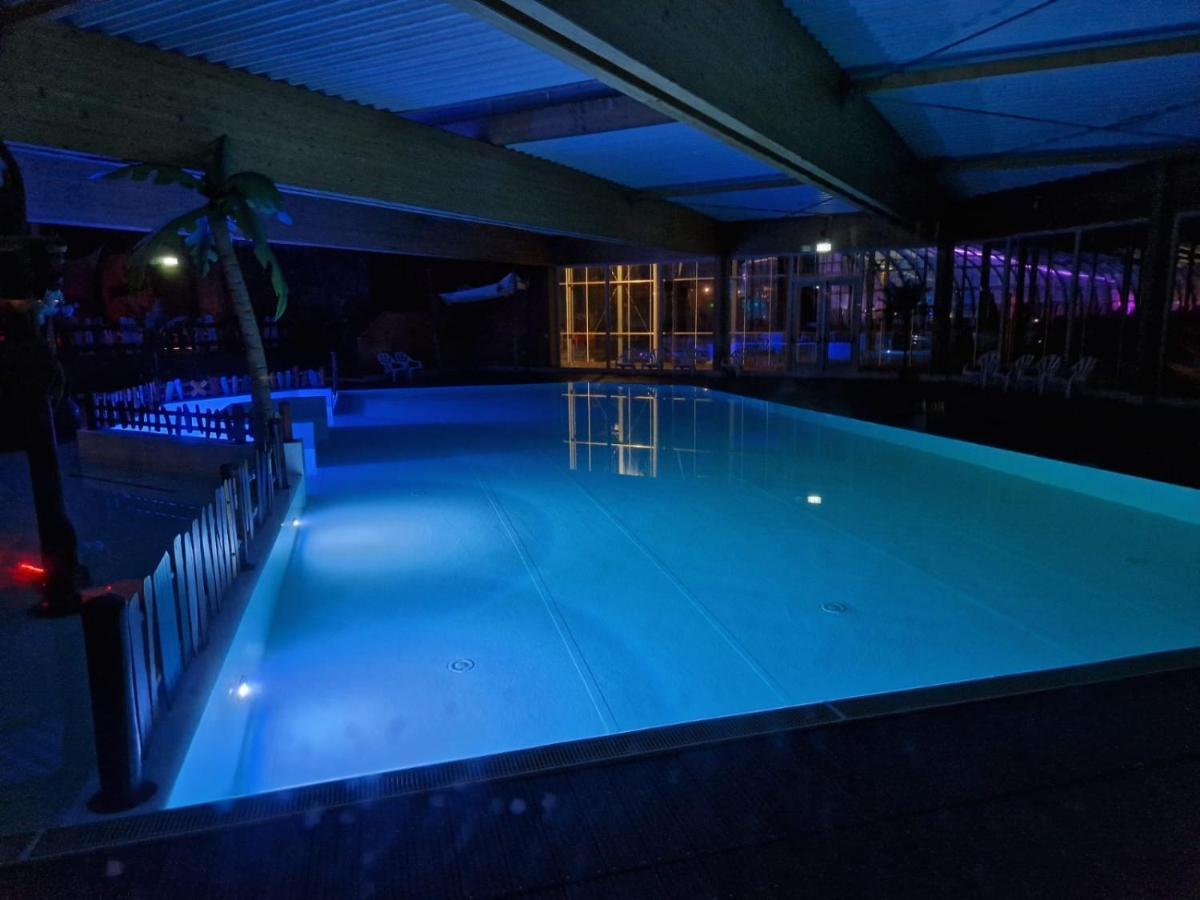 Vechtdalchalet De Berk, 5 Sterrenpark Capfun Stoetenslagh Rheezerveen Esterno foto