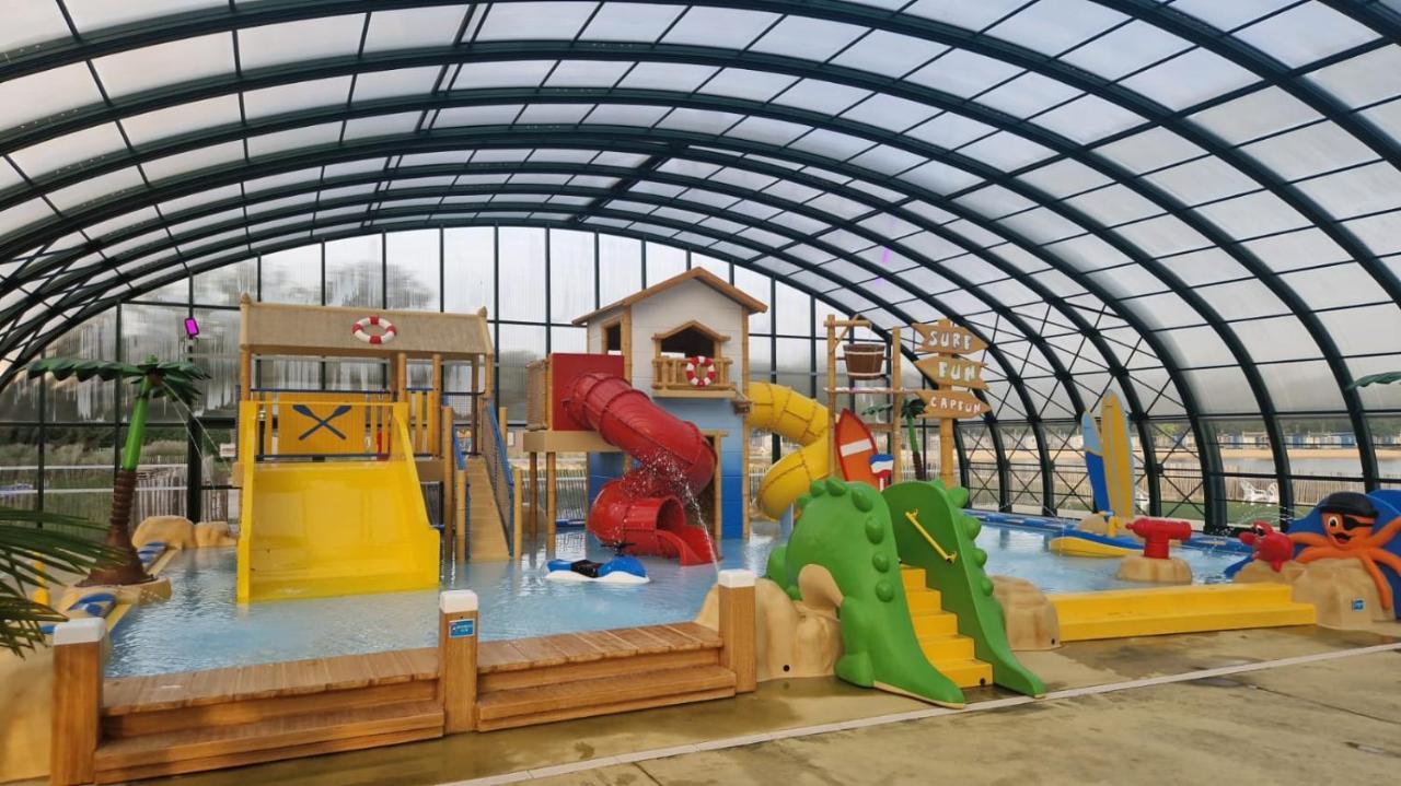 Vechtdalchalet De Berk, 5 Sterrenpark Capfun Stoetenslagh Rheezerveen Esterno foto