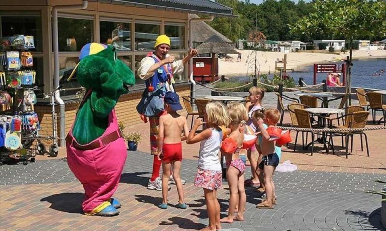 Vechtdalchalet De Berk, 5 Sterrenpark Capfun Stoetenslagh Rheezerveen Esterno foto